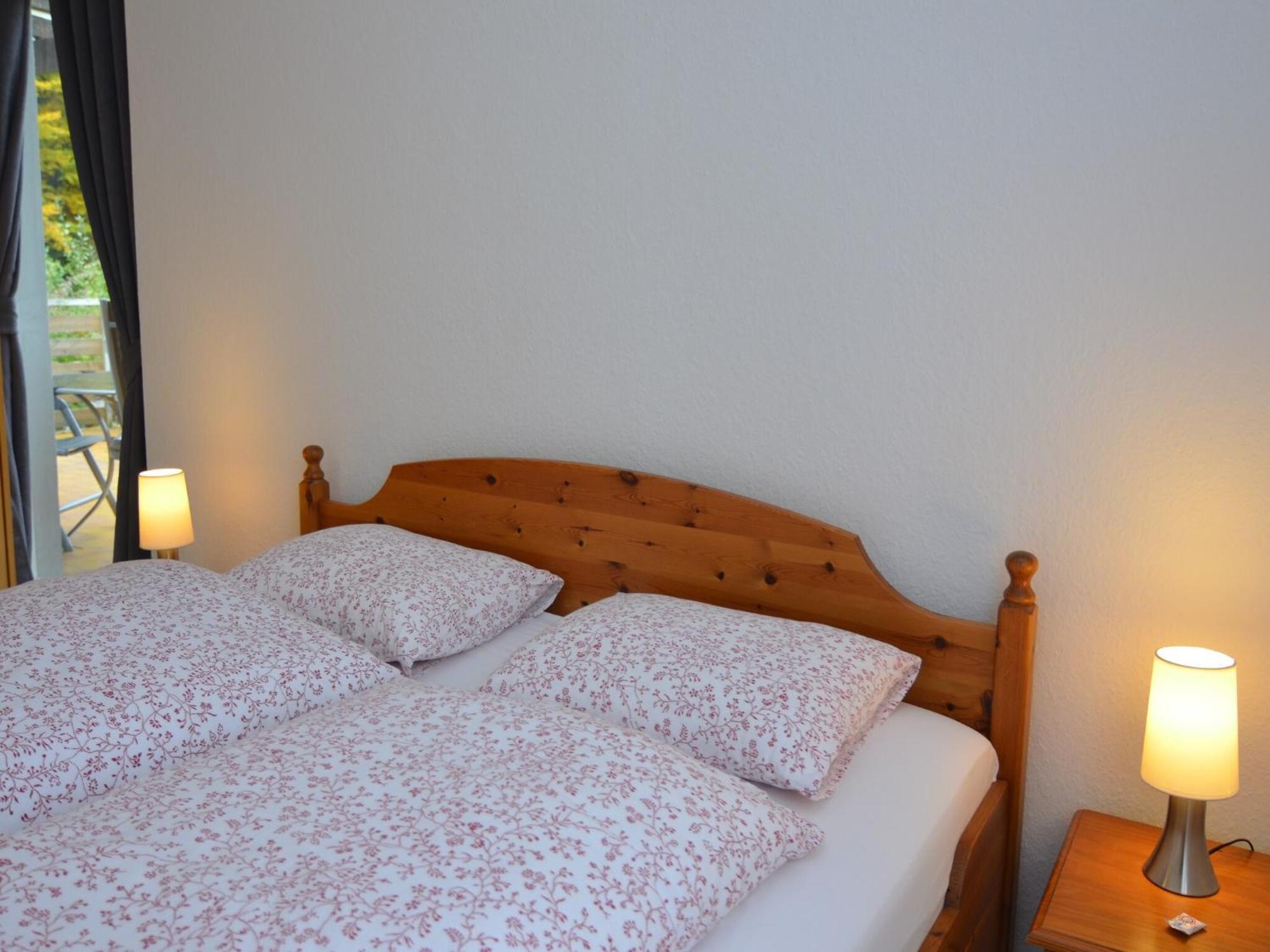 Spacious Apartment In Weser Uplands With Garden バート・ピルモント エクステリア 写真