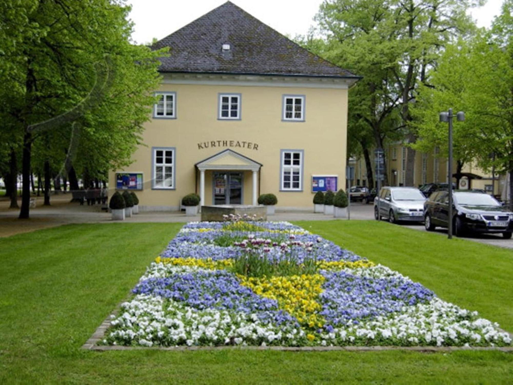 Spacious Apartment In Weser Uplands With Garden バート・ピルモント エクステリア 写真